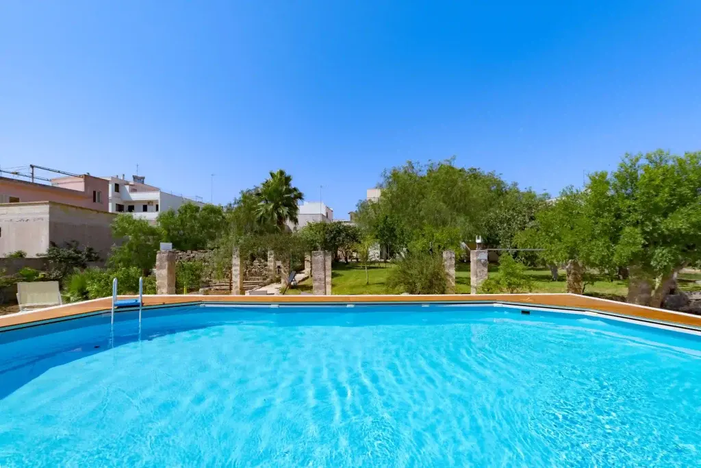 The swimming pool at Masseria De Donno
