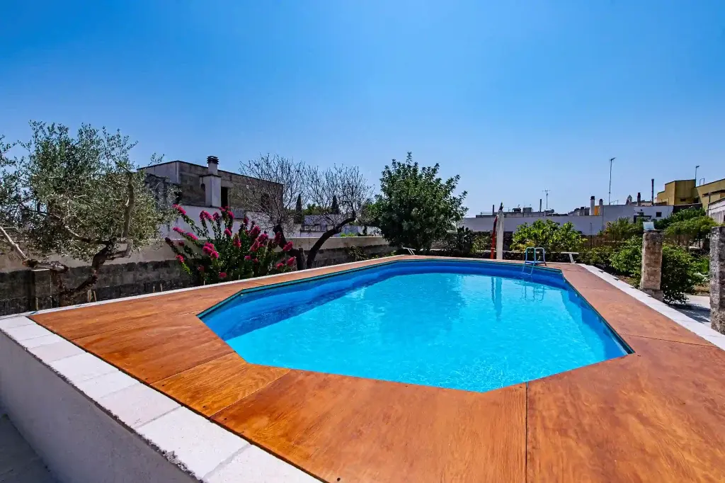 The swimming pool at Masseria De Donno